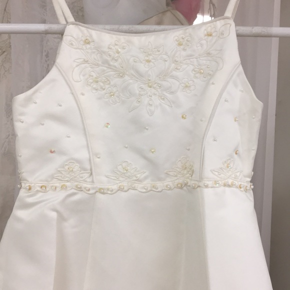 Flower girl dress - Picture 2 of 4